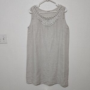 Bellambia 100% linen dress with beautiful crochet details size large